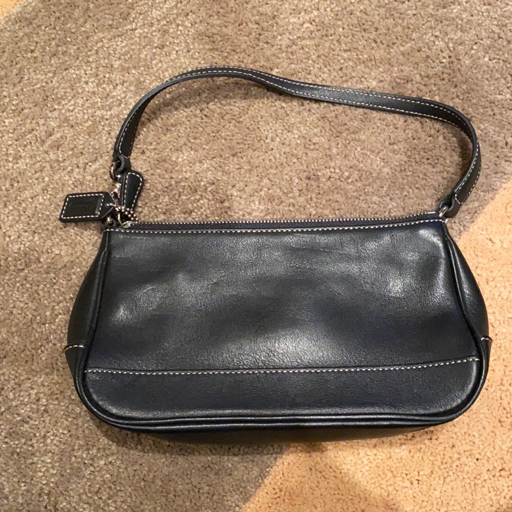 Black coach shoulder bag